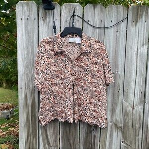 Napa Valley Women’s Crinkle Cut Hemline Buttoned Down Multicolor Dotted Shirt L